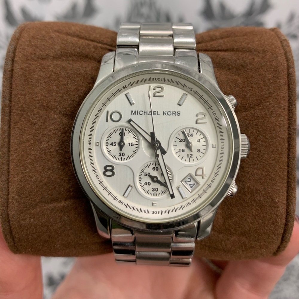 Michael Kors Bradshaw Oversized Watch